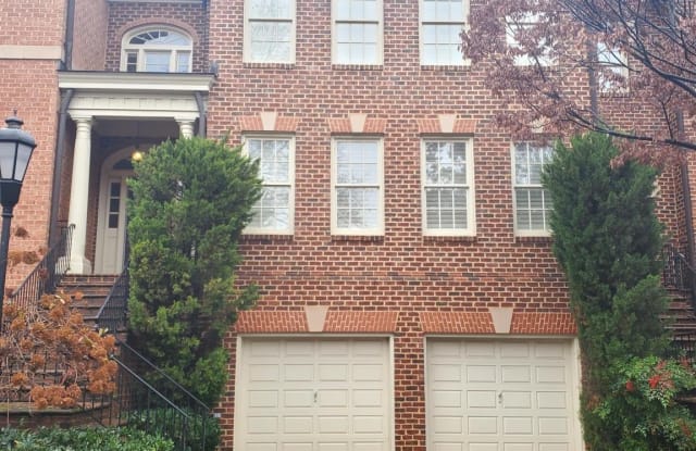 2003 MAYFAIR MCLEAN COURT - 2003 Mayfair McLean Court, McLean, VA 22043
