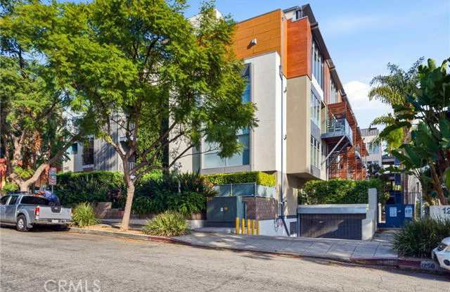 1250 North Harper Avenue - 1250 North Harper Avenue, West Hollywood, CA 90046