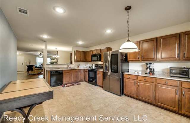 10225 Fossil Valley Drive Gallery 2