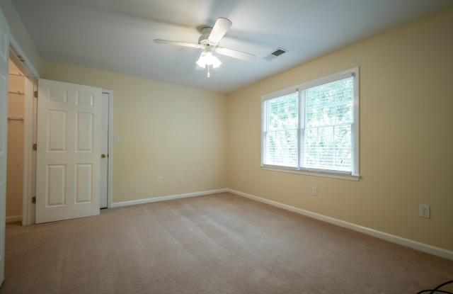 1030 Laurel Springs Ct - Available NOW! Gallery 3