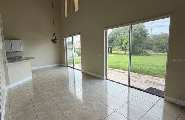 1928 SAWFISH Drive Gallery 2