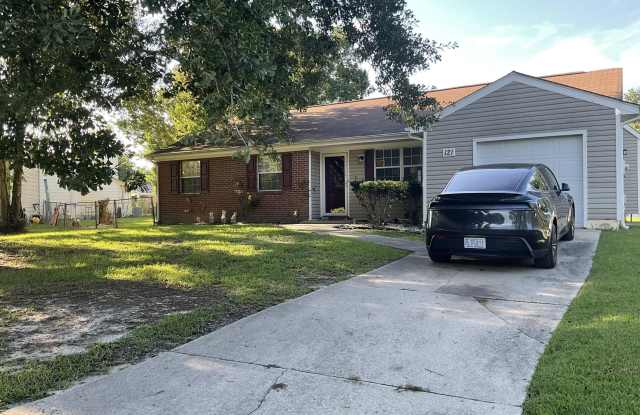 121 Loblolly Court Gallery 2