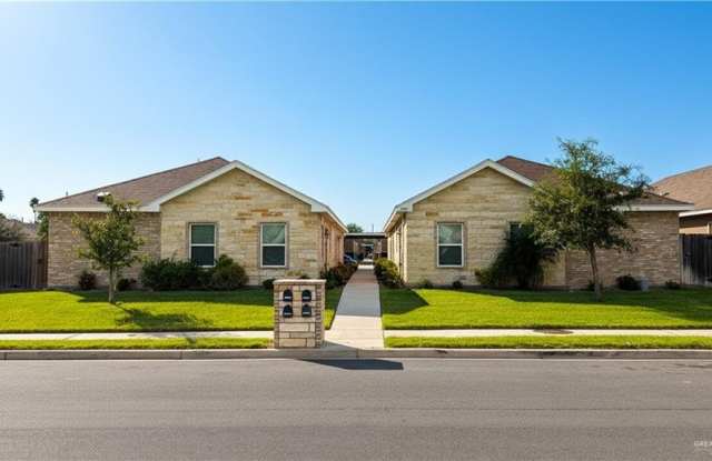 1721 N Harrison Street - 1721 Harrison Street, Weslaco, TX 78599