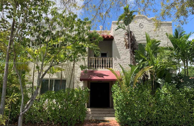 712 SW 56 AV - 712 Southwest 56th Avenue, Miami, FL 33134