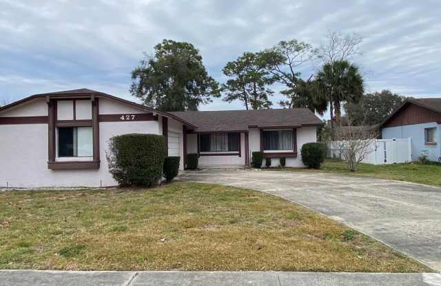 3BR, 2BA Home with Large Yard in Altamonte! - 427 Breakwater Drive, Altamonte Springs, FL 32714