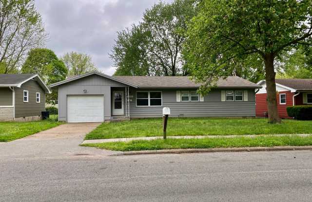 Coming Soon -Updated 4 bedroom 2 bath home - available September 15th photos photos