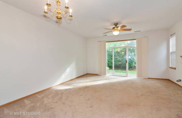 2526 Oneida Lane Gallery 3