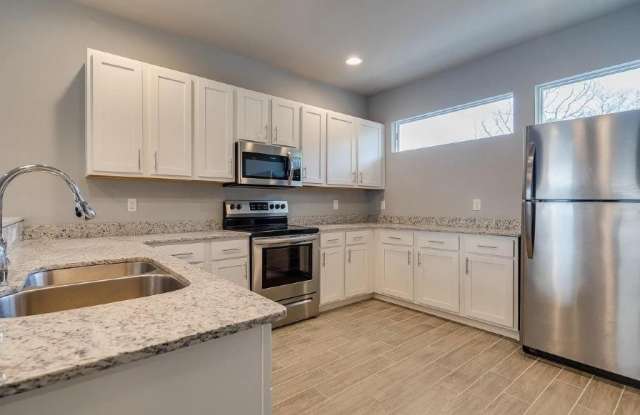 1356  N Hog Trough  DR photos photos