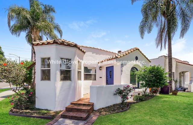 Spanish-Style 2 Bedroom Long Beach Home photos photos
