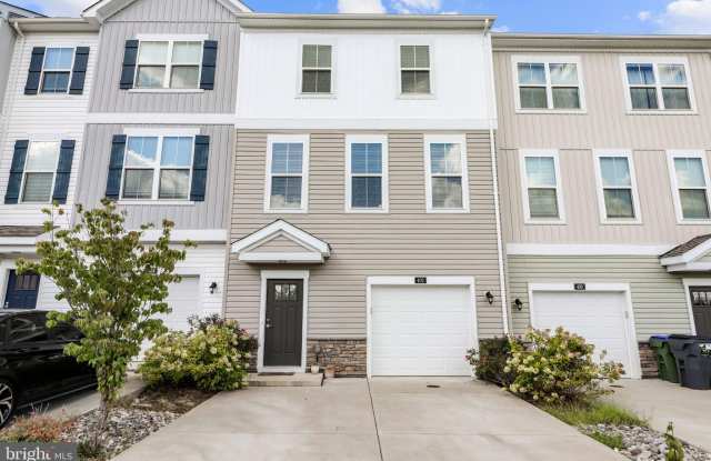 402 HONEYBERRY Lane Gallery 1