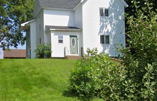 608 1/2 Galloway St. photos photos