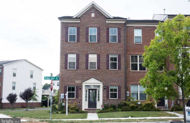 13750 FOGGY GLEN DRIVE - 13750 Foggy Glen Drive, Glenmont, MD 20906