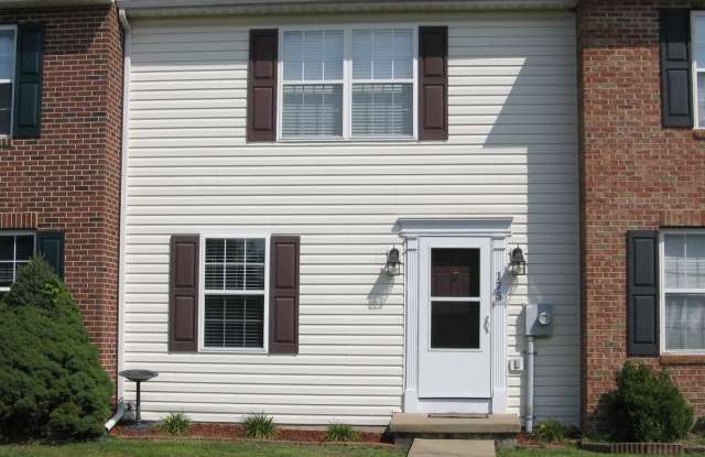 175 EQUESTRIAN Drive photos photos