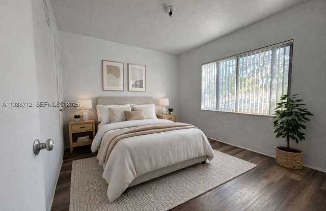 251 Hibiscus Dr Gallery 4