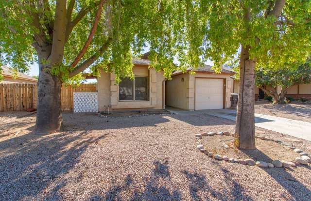 Check Out This Charming 2-Bed Gem with Private Pool photos photos