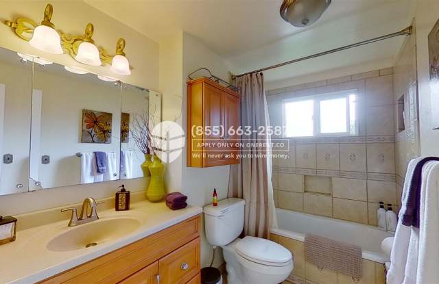 5211 155th  Avenue Northeast Gallery 2