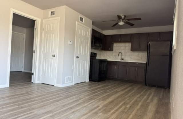 2834 Cedar Circle - 3 Gallery 3