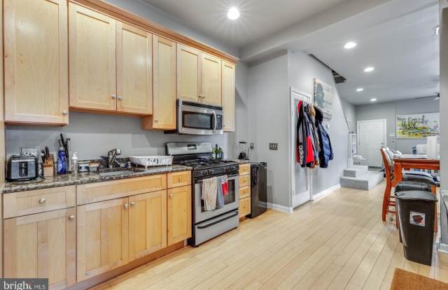 4640 SILVERWOOD STREET photos photos