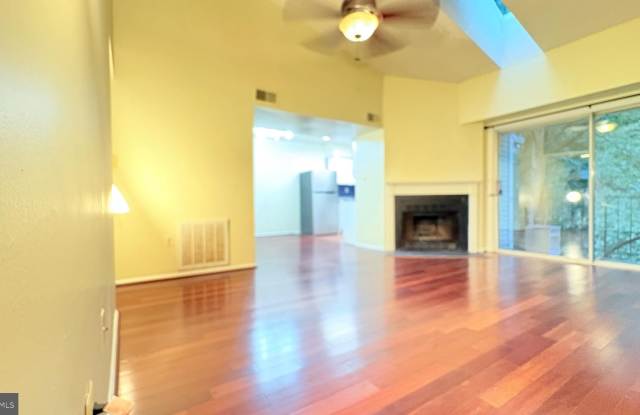12292 STEVENSON Court - 12292 Stevenson Court, Lake Ridge, VA 22192