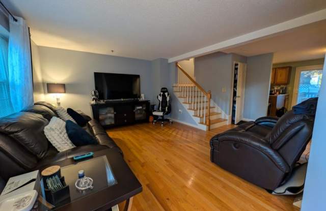 148 Flower Ln. Gallery 1