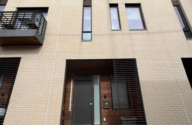 423 WALLACE Street photos photos