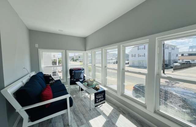 1704 Boulevard Gallery 2