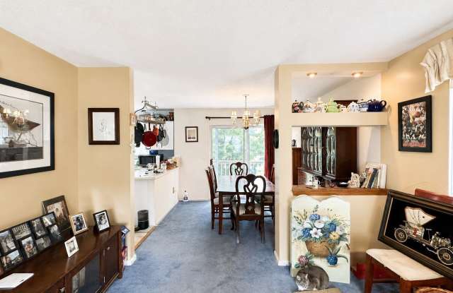 925 Oronoke Road Gallery 4