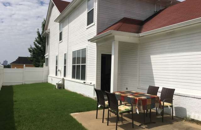 RARE HUGE fenced yard. Pets are allowed. photos photos RARE HUGE fenced yard. Pets are allowed. photos photos