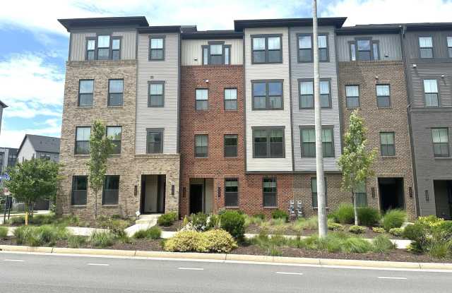 13246 WOODLAND PARK ROAD - 13246 Woodland Park Road, McNair, VA 20171