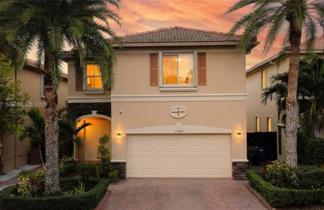 11287 NW 43rd Ter photos photos