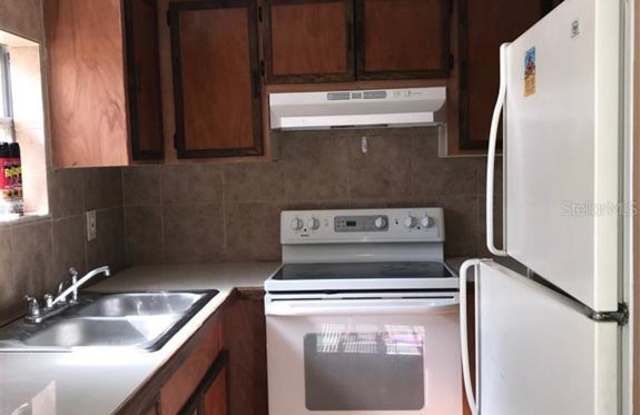 5654 TOWNHOUSE DRIVE Gallery 3
