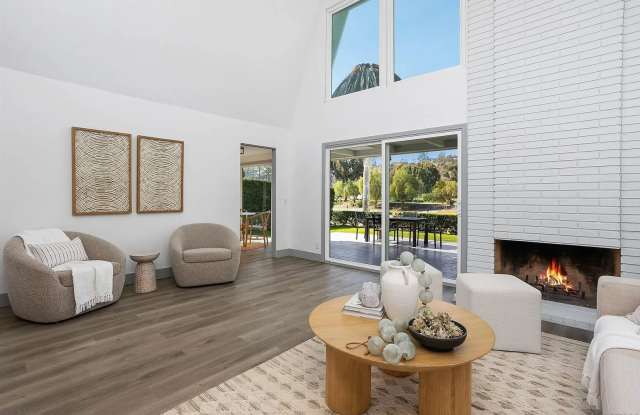 STUNNING HOME WITH GOLF COURSE VIEW IN WHISPERING PALMS – RANCHO SANTA FE, SOLAR, PET FRIENDLY photos photos