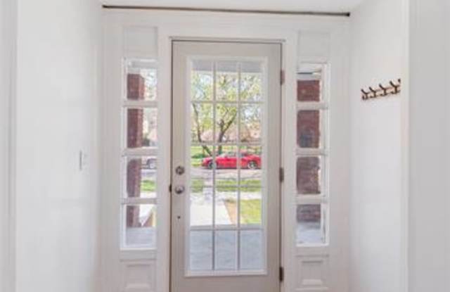 1121 ATKINSON Street Gallery 4