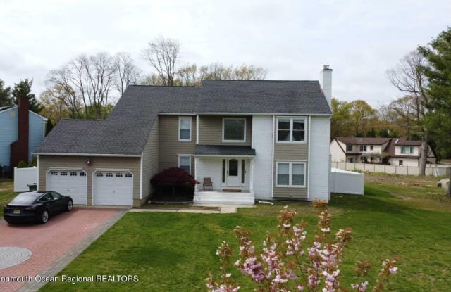 6 Jamestown Drive - 6 Jamestown Drive, Eatontown, NJ 07724