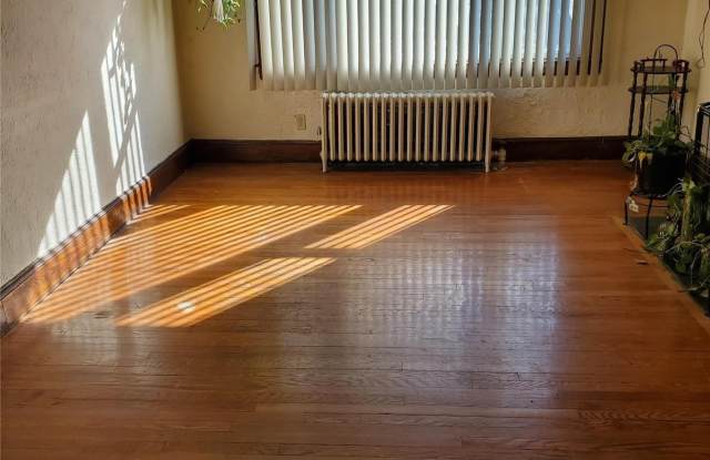 839 Kings Parkway - 839 Kings Parkway, Baldwin, NY 11510