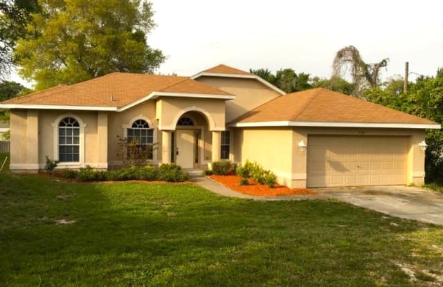9287 Spring Hill Dr - 9287 Spring Hill Drive, Spring Hill, FL 34608
