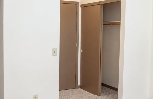 Civic Arms Apartment Homes Gallery 4