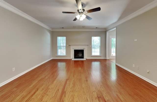 3601 Straussburg Woods Lane Gallery 4