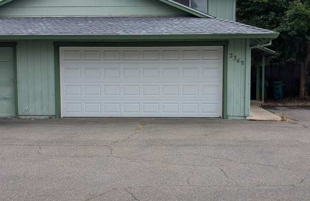 Newly remodeled Townhouse photos photos