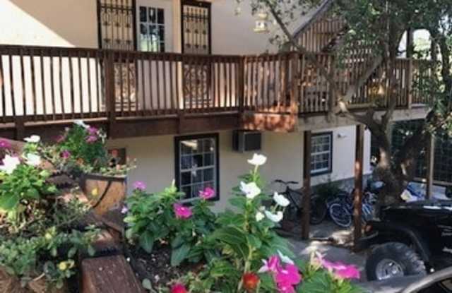 153 Lakeside Dr Gallery 2