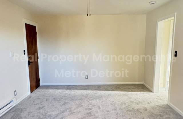 Beautifully Renovated Downtown Apartment! Gallery 4