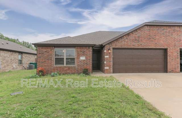 1503 Purple Finch St photos photos