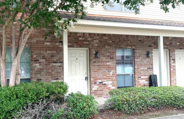 Gated community off of Burbank - 808 Meadow Bend Drive, Gardere, LA 70820