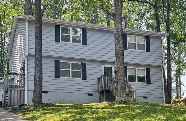 Cary Townhome - Up to $500 off 1 Month if leased by Sept. 1 Gallery 1