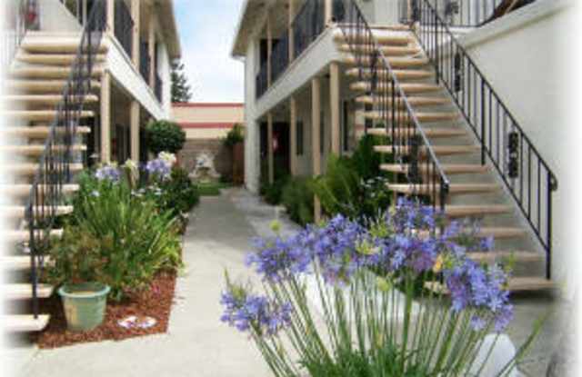 3456 Redwood Ct photos photos