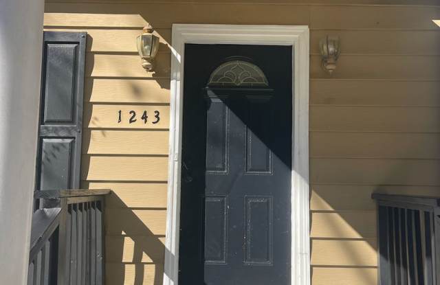 4-Bedroom with Basement in Venetian Hills Gallery 3