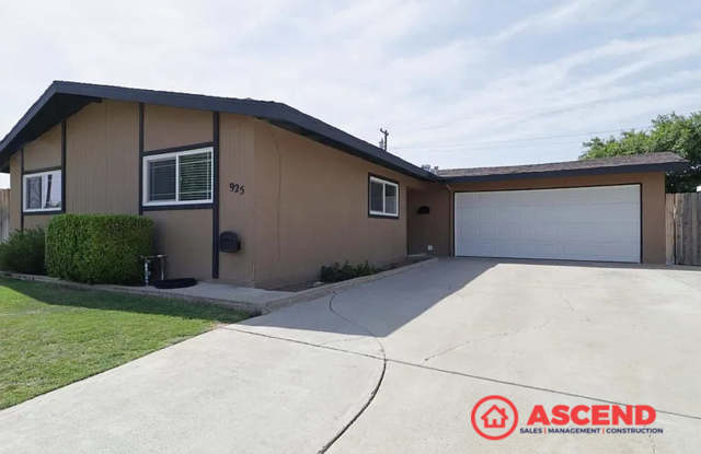 Spacious 3 Bedroom / 2 Bath Home in Northeast Bakersfield photos photos Spacious 3 Bedroom / 2 Bath Home in Northeast Bakersfield photos photos