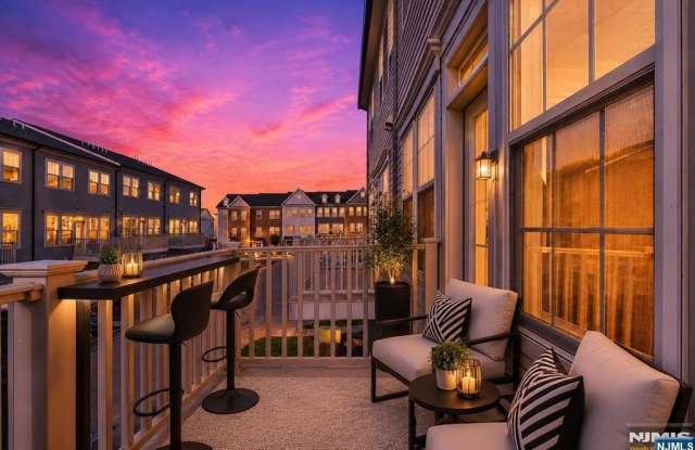 7 Leahy Drive photos photos