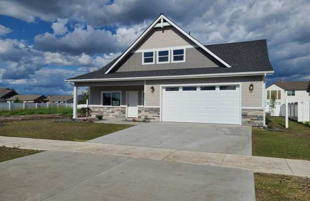 3754 N Mashie Rd - 3754 N Mashie St, Post Falls, ID 83854