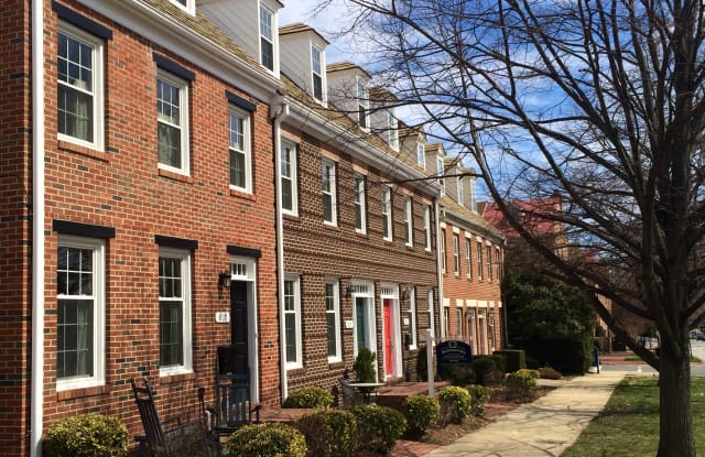 807 Franklin Street - 807 Franklin Street, Alexandria, VA 22314